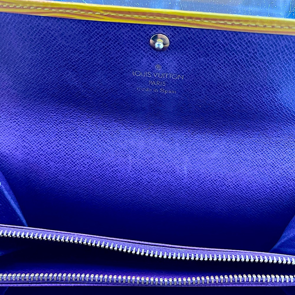 Yellow Louis Vuitton Epi Wallet               Purple Interior - Picture 3 of 10